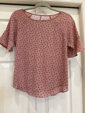 Loft outlet blouse, flowy, like new, xs petite.